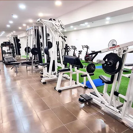 ホテル Sveltos ラルナカ