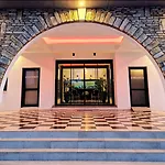 Hotel Sveltos 3*