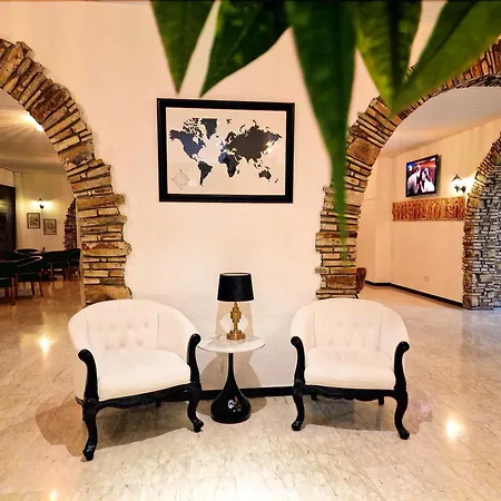 سفيلتوس فندق 3*