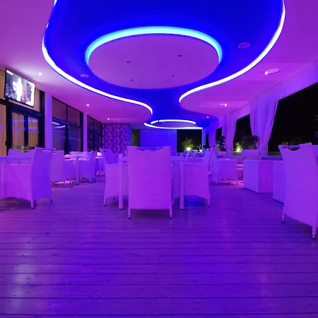 سفيلتوس فندق 3*